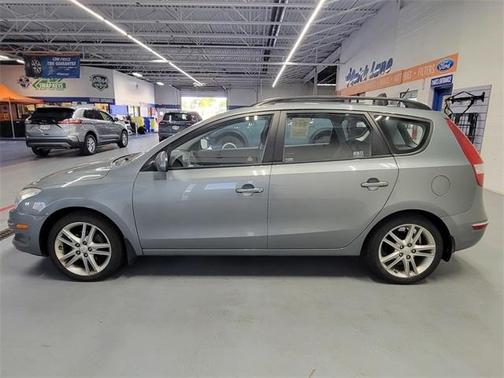 2010 Hyundai Elantra Touring SE