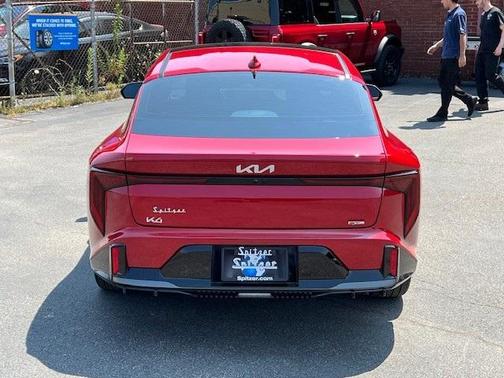 2025 Kia K4 GT-Line