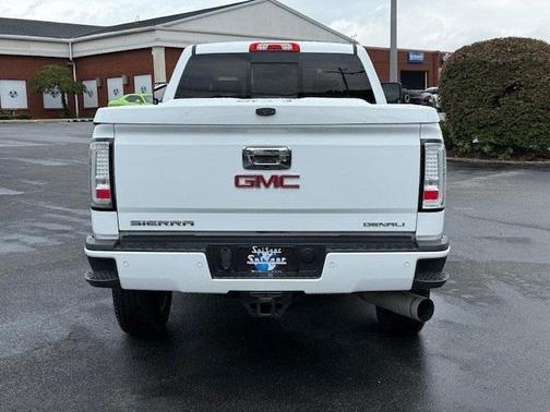 2016 GMC Sierra 2500 Denali