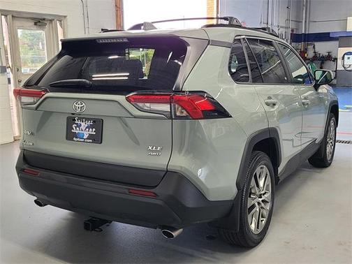 2020 Toyota RAV4 XLE Premium