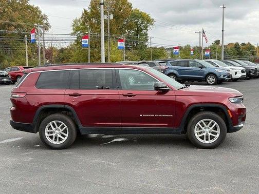 2024 Jeep Grand Cherokee L Laredo