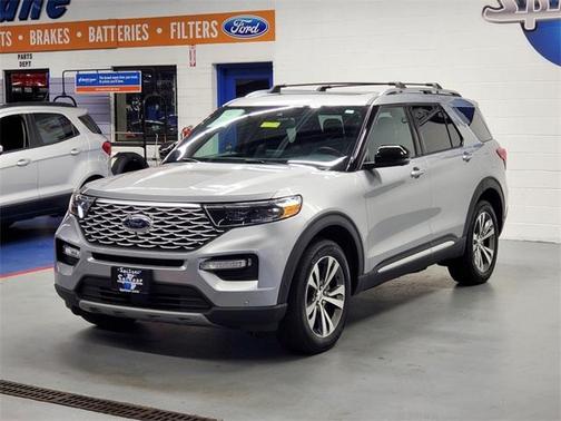 Photo 3 of 34 of 2020 Ford Explorer Platinum