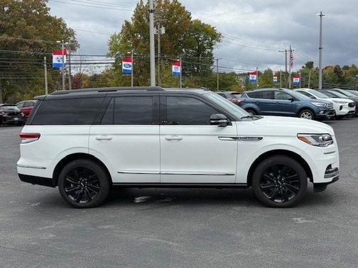 2024 Lincoln Navigator Black Label