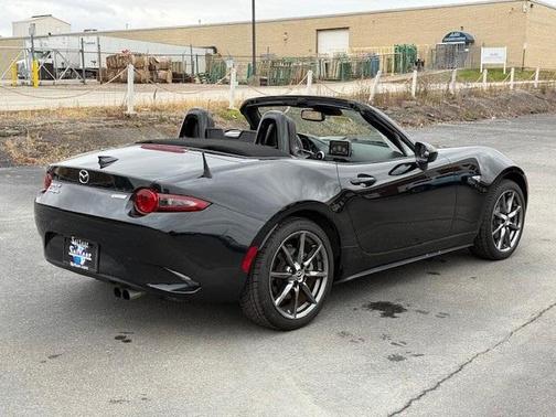 2016 Mazda MX-5 Miata Grand Touring