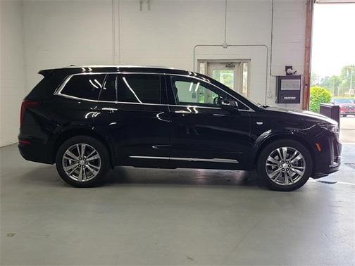 2023 Cadillac XT6 Premium Luxury AWD