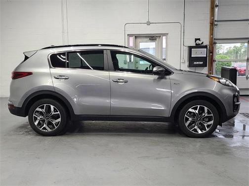 2022 Kia Sportage EX