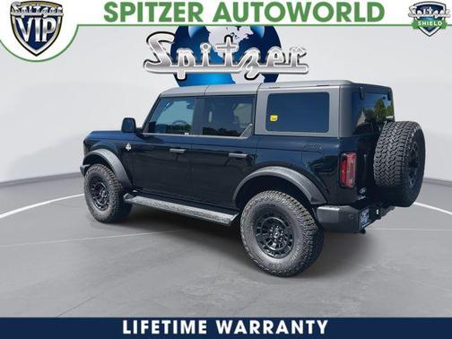 Shadow Black 2026 Ford Bronco Outer Banks
