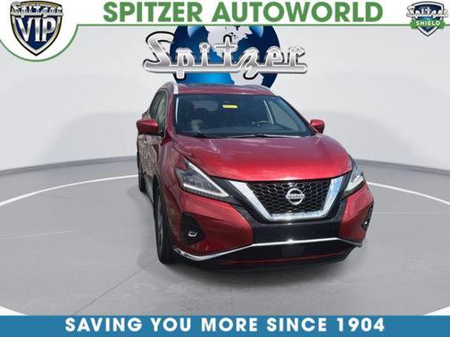 Red 2019 Nissan Murano SL
