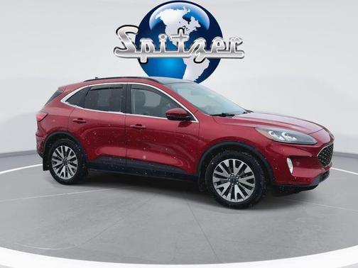 2020 Ford Escape Titanium