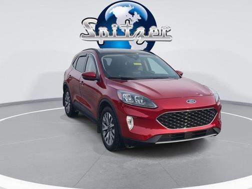 2020 Ford Escape Titanium