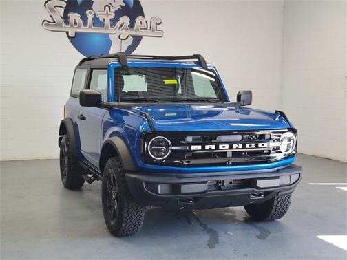 2022 Ford Bronco 