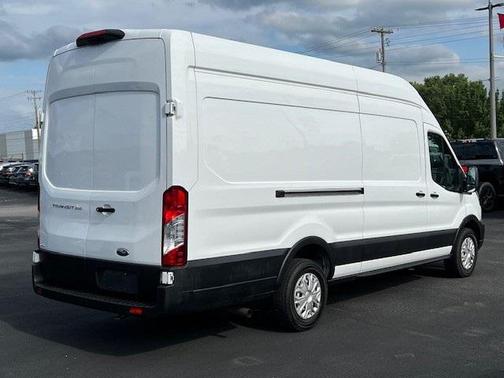 2023 Ford Transit-250