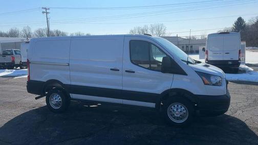 2026 Ford Transit-250 