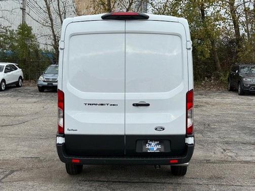 2026 Ford Transit-250 