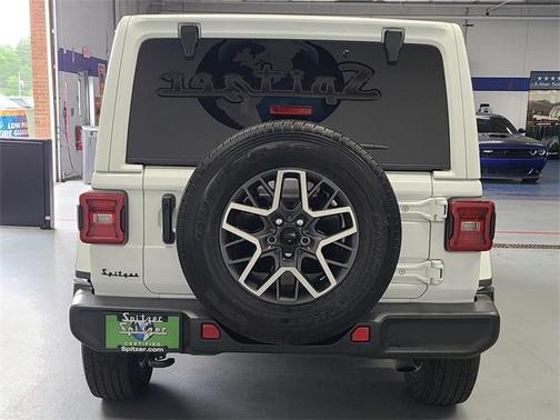 2024 Jeep Wrangler Sahara