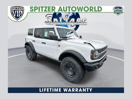 Oxford White 2025 Ford Bronco Badlands