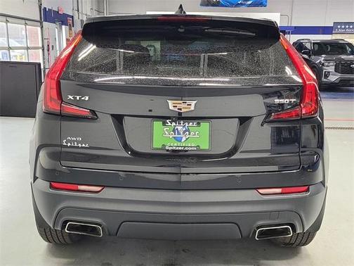 2022 Cadillac XT4 Luxury