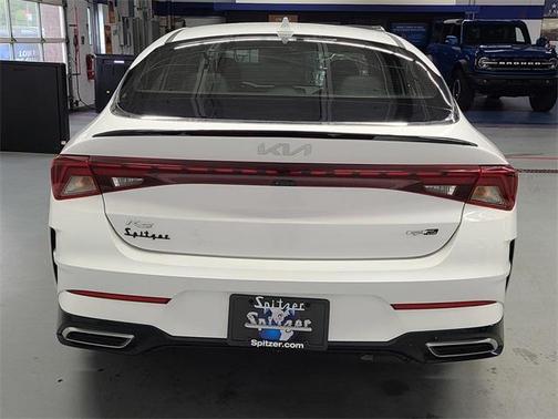 2022 Kia K5 GT-Line