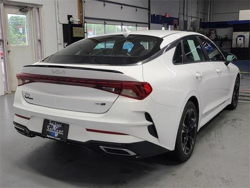 2022 Kia K5 GT-Line