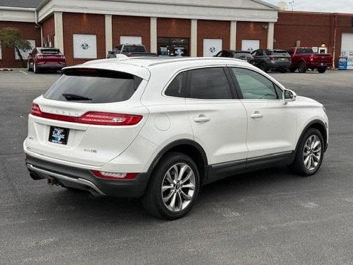 2015 Lincoln MKC Base