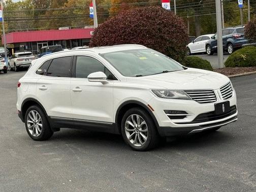2015 Lincoln MKC Base