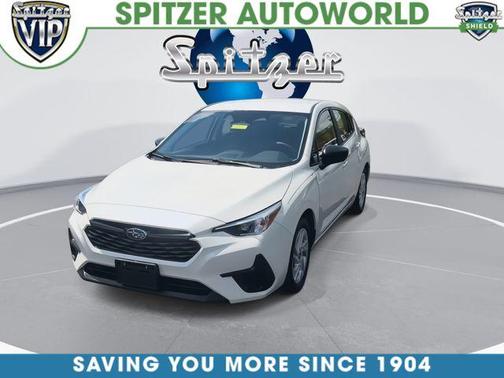 Crystal White Pearl 2025 Subaru Impreza