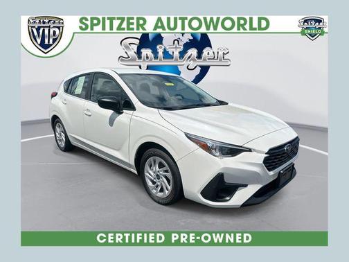 Crystal White Pearl 2025 Subaru Impreza