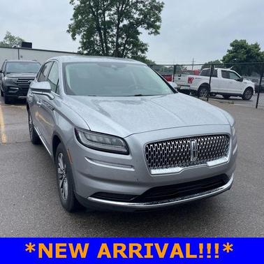 2022 Lincoln Nautilus Standard