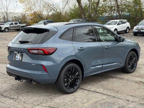 2026 Ford Escape ST-Line Elite