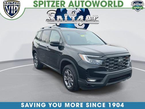 Crystal Black Pearl 2024 Honda Passport TrailSport