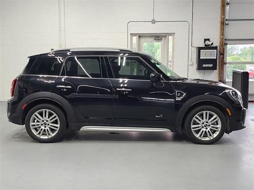 2023 MINI Countryman Cooper S