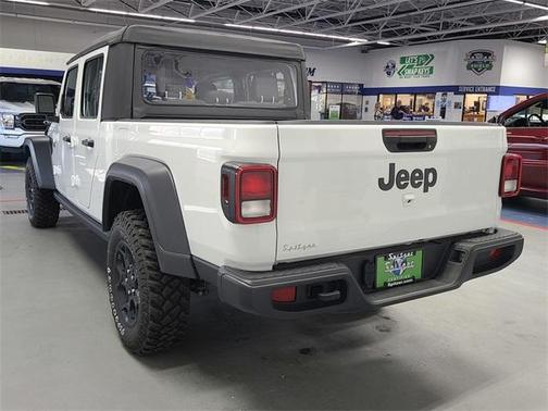 2023 Jeep Gladiator Sport