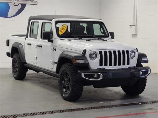 2023 Jeep Gladiator Sport