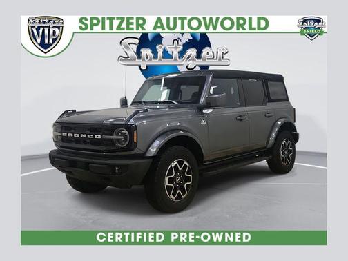 Carbonized Gray Metallic 2023 Ford Bronco Outer Banks