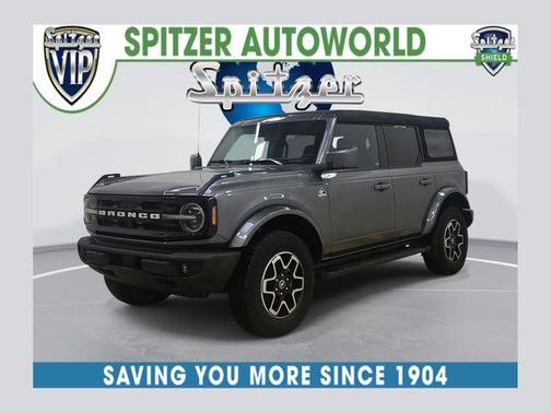 Carbonized Gray Metallic 2023 Ford Bronco Outer Banks