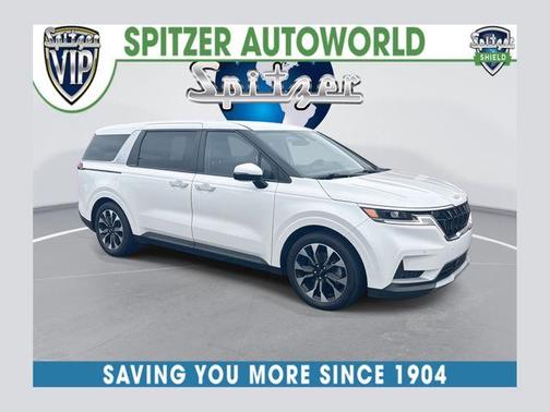 2023 Kia Carnival EX