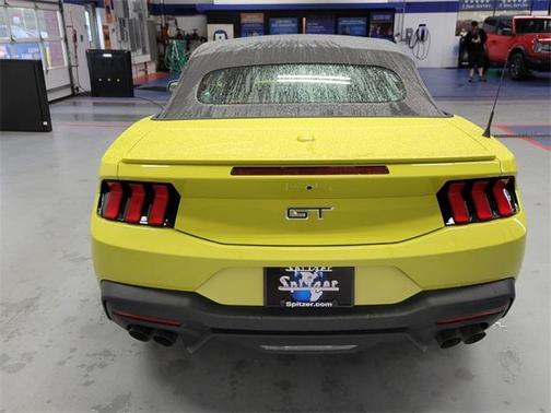 2025 Ford Mustang GT Premium