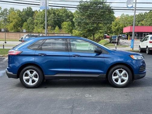 2020 Ford Edge SE