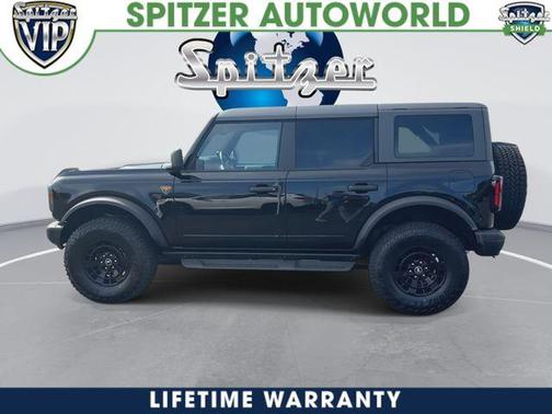 Shadow Black 2026 Ford Bronco Badlands