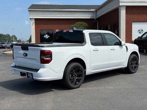 2025 Ford Maverick Lobo High