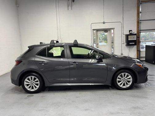 2024 Toyota Corolla Hatchback SE