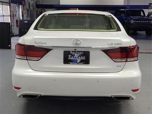2016 Lexus LS 460