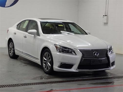 2016 Lexus LS 460