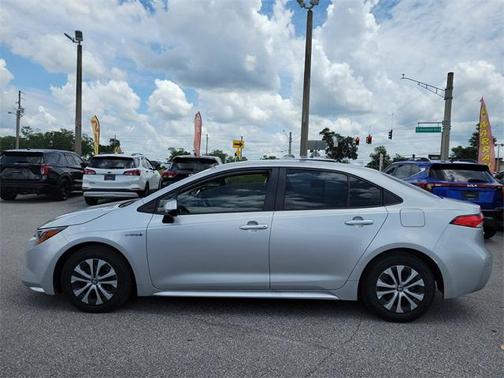 2020 Toyota Corolla Hybrid LE