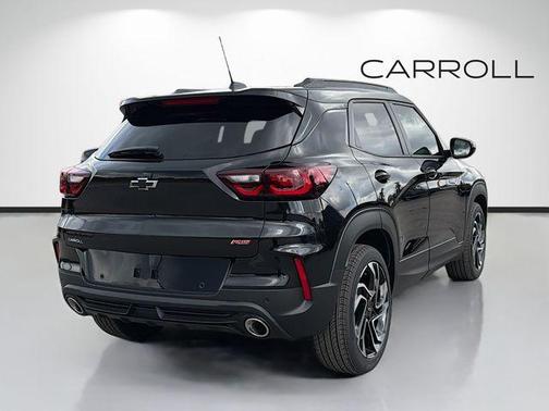 Mosaic Black Metallic 2026 Chevrolet Trailblazer RS
