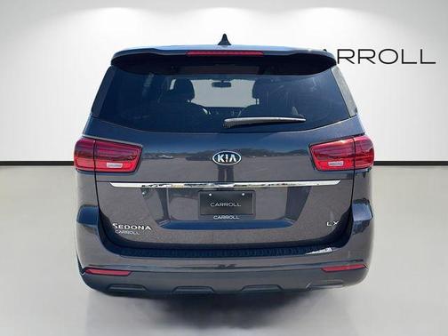 2021 Kia Sedona LX