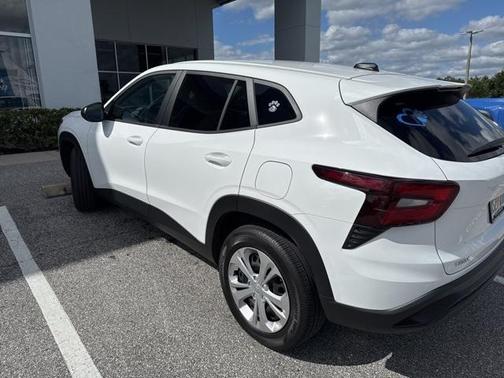 2025 Chevrolet Trax LS