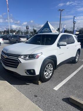 2021 Chevrolet Traverse LT Cloth
