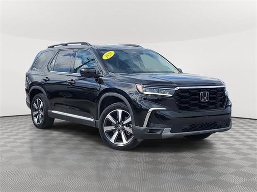 2023 Honda Pilot Touring