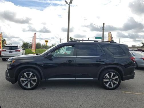 2023 Honda Pilot Touring
